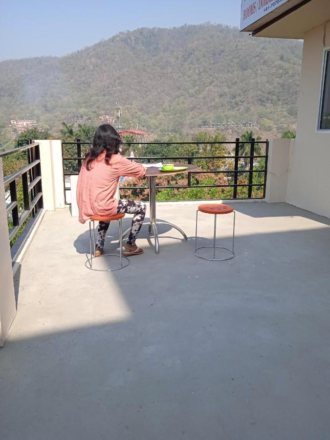 Triple1 Hostel & Homestay Rishīkesh Exterior foto